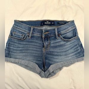 Hollister low rise advance stretch jean short shorts - size 1 or 25 w